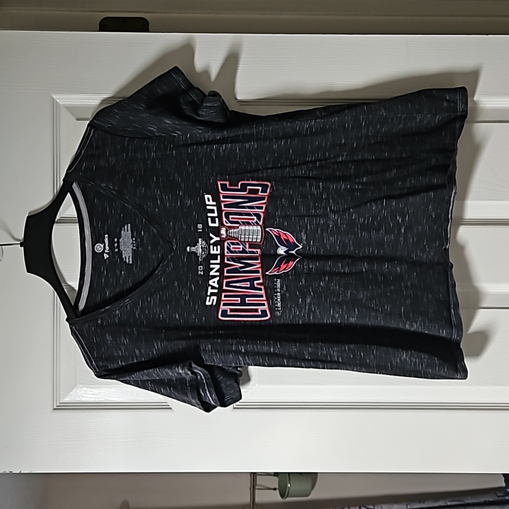 Washington Capitals t-shirt